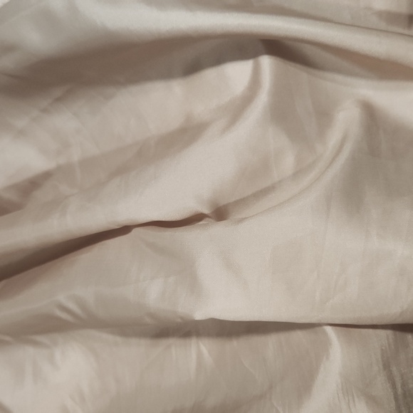 Custom Design Elegant Embroidered Floral Long Sleeve Dress Size 18 - Picture 4 of 4